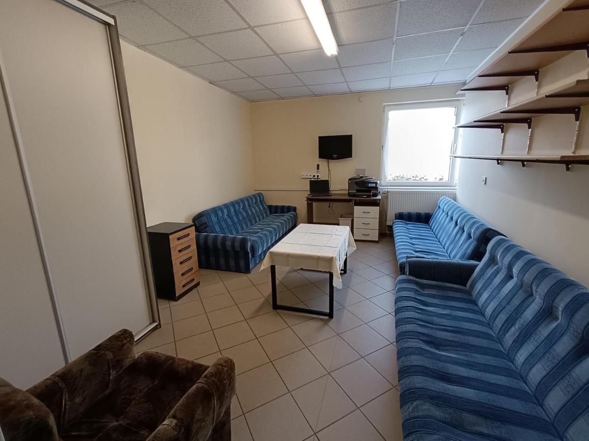 Hostel Welinek Gratis Parking Stęszew Exteriér fotografie